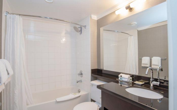 Sandman Hotel Vancouver Airport