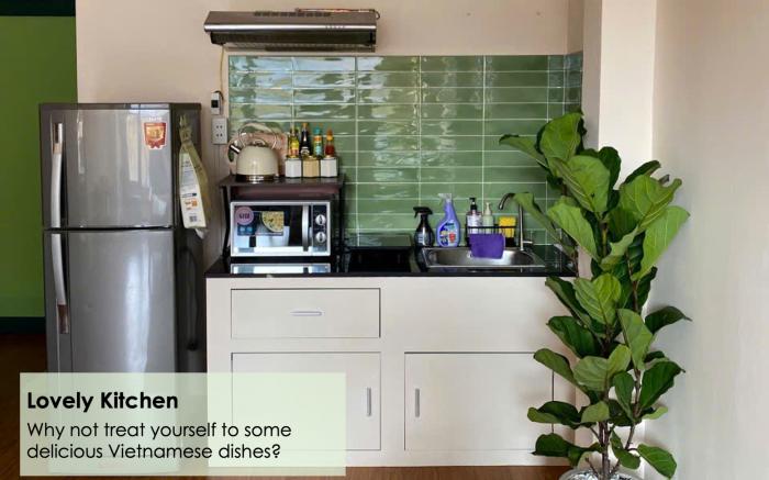 Spacious room near Ben Thanh Market, District 1