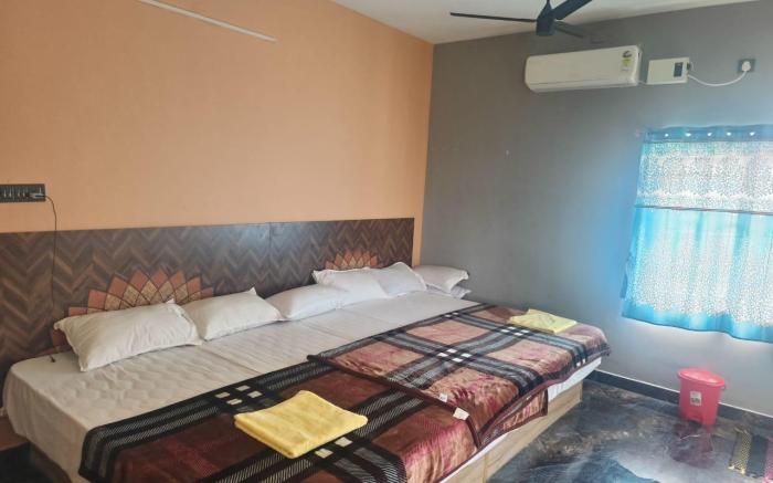 Nainika home stay