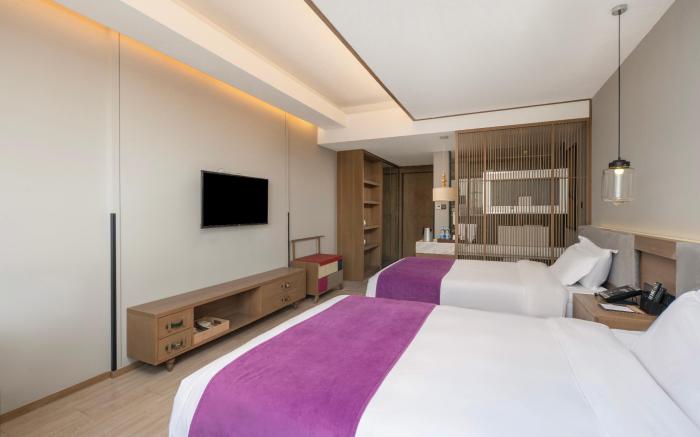 F&F HOTEL