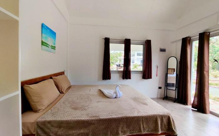Anda Bohol Homestay Room (nearby beach)