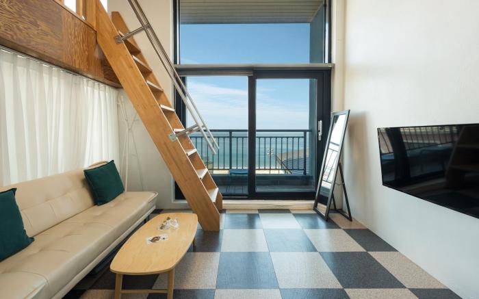 Capella Oceanview Spa Resort – Goseong