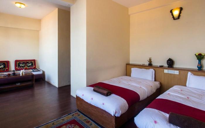 Khumbila Hotel