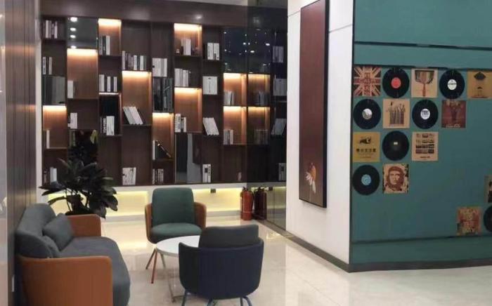 IU Hotel Hohhot Drum Tower Generals Office