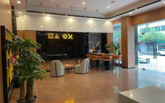IU Hotel Foshan Sanshui Plaza New Power Hotel