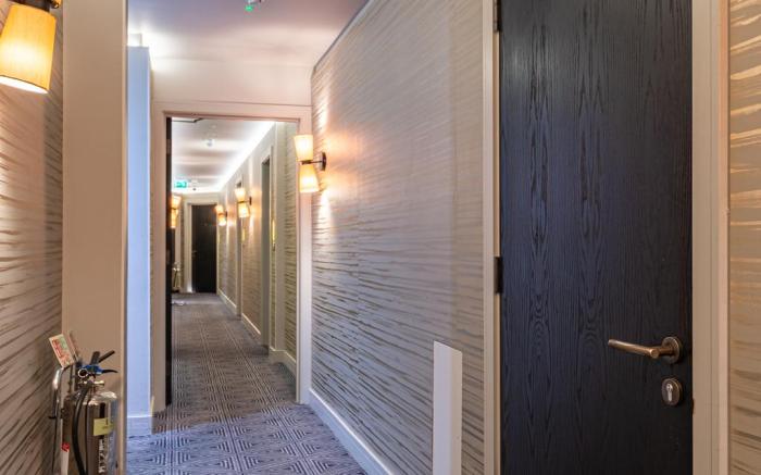 Seven Hotel
