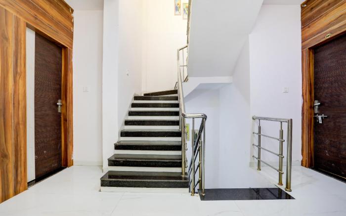 Hotel O Sarthak