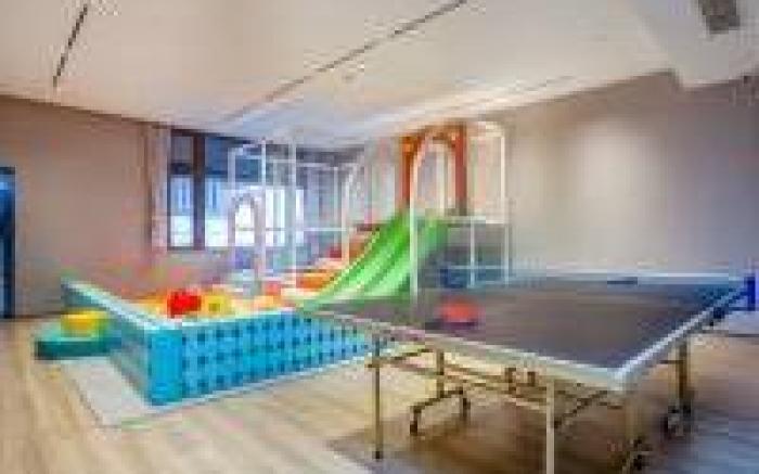 Renjoy Hotel Yangzhou Slender West Lake