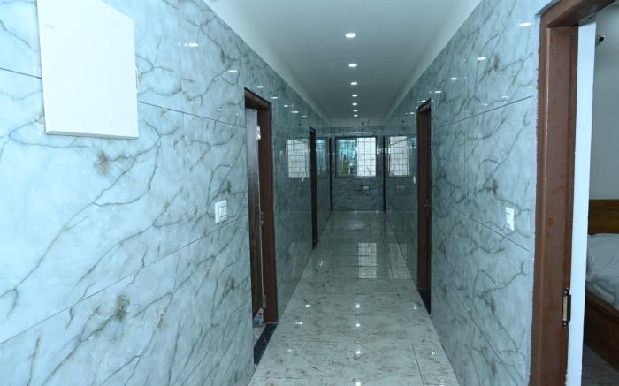 Hotel Banaras Spirits