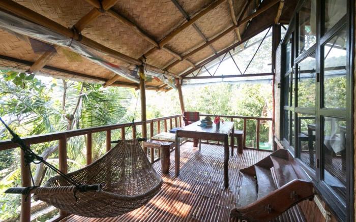 Bahay Kubo