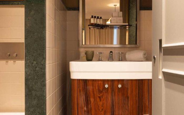 Palais Bourbon Hotel - Room 51- 2P - Invalides