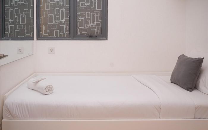 Best Deal Comfy 2BR Sky House BSD Apt By Travelio