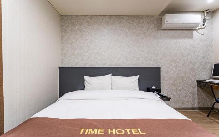 Seosan Time Hotel