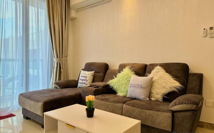 R&F Seine Region•Cosy2Bedroom/4Pax/Balcony/NearCIQ