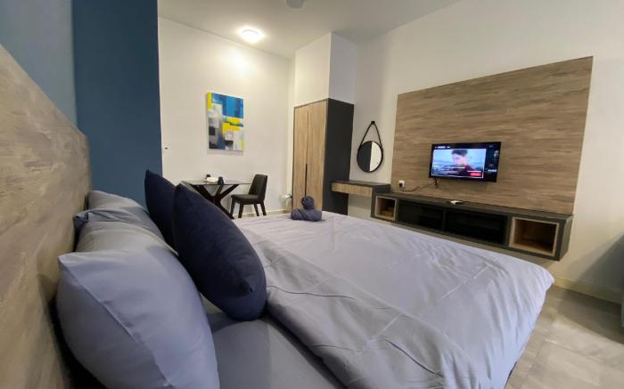 Imperio B2411 2 Pax - Free Parking/Smart TV