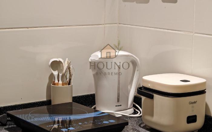 Houno By Bremo @ ITCC Manhattan Suites (Plum)