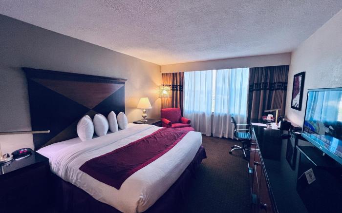 Indy  hotel