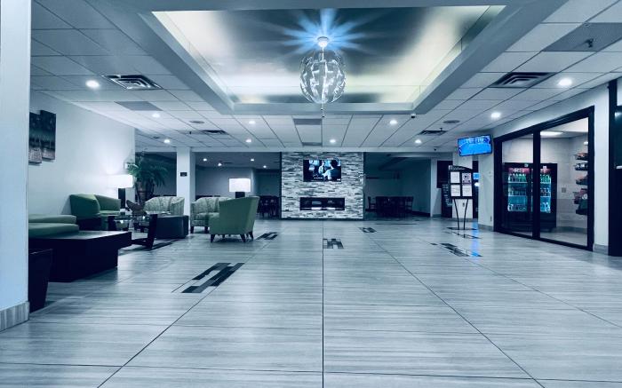 Indy  hotel