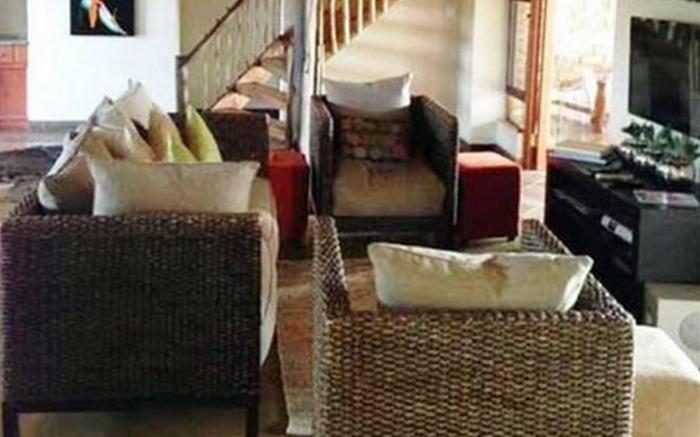 Makhato 84 Bush Lodge