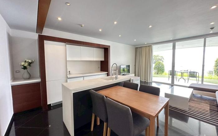 Sunset Beach & Pool / 1 Bedroom
