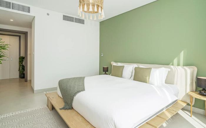 HomesGetaway     Spacious 2BR Apartment in Al Wasl 1 Residences