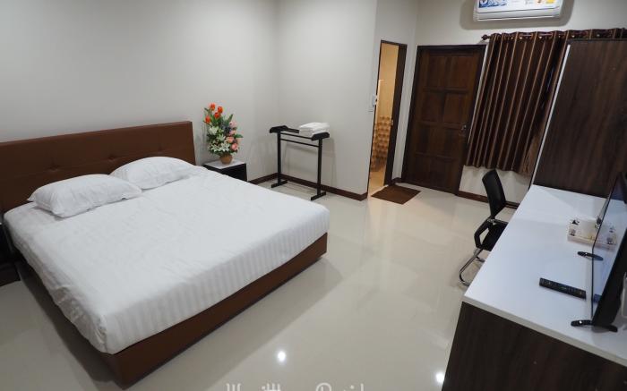 Waritthon Residence