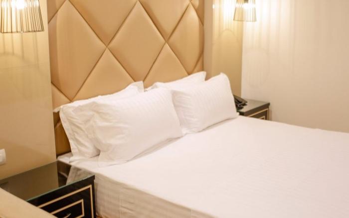 The Empire Suites Inn Near Delhi IGI Airport