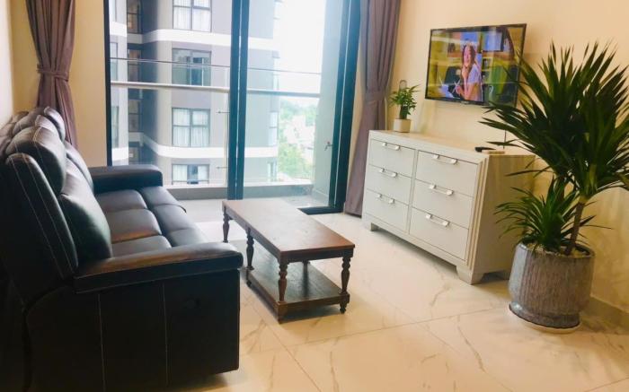 Campell hotel & apartment Vinhome Grand Park