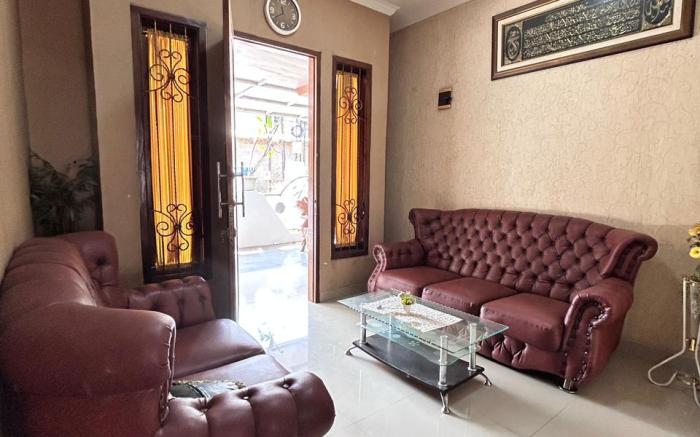 OMAH TENTREM homestay Cirebon 