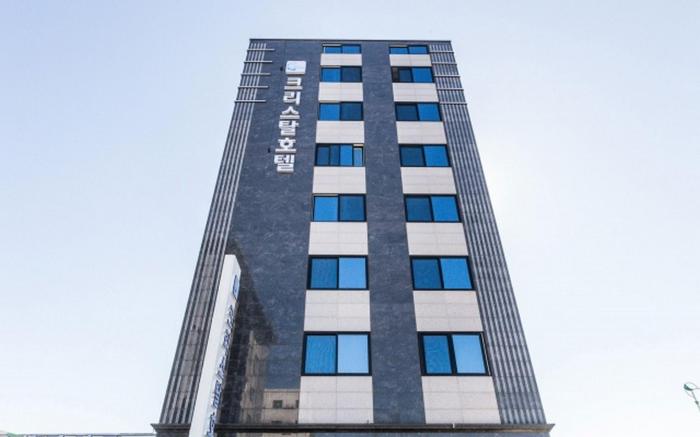 Incheon Geomdan Crystal Hotel