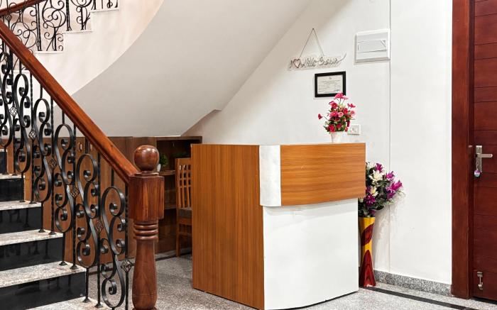 HILLS CROWN - Key Shree Bhawan