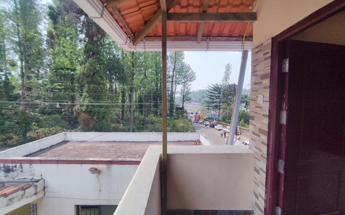 Golden Lake View Resorts