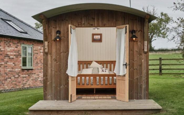 Sage Glamping Pod
