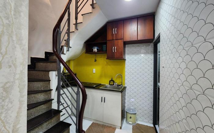 The house is 80m2  De Tham, walk 1 min to Bui Vien