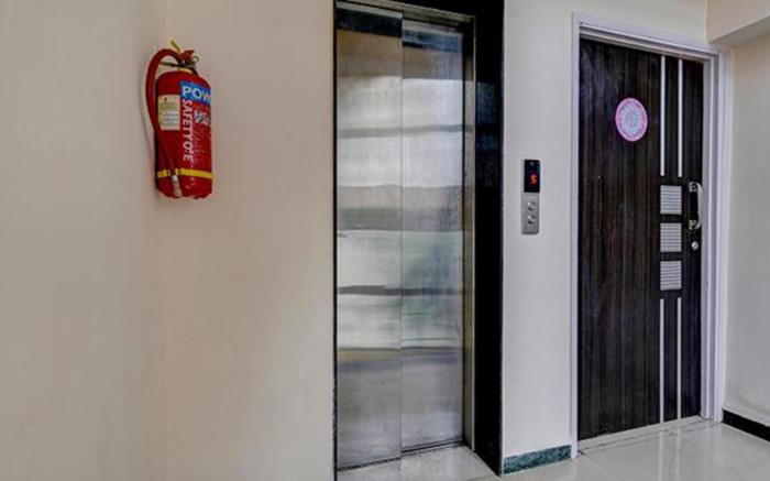 FabHotel Rio House, Malad West