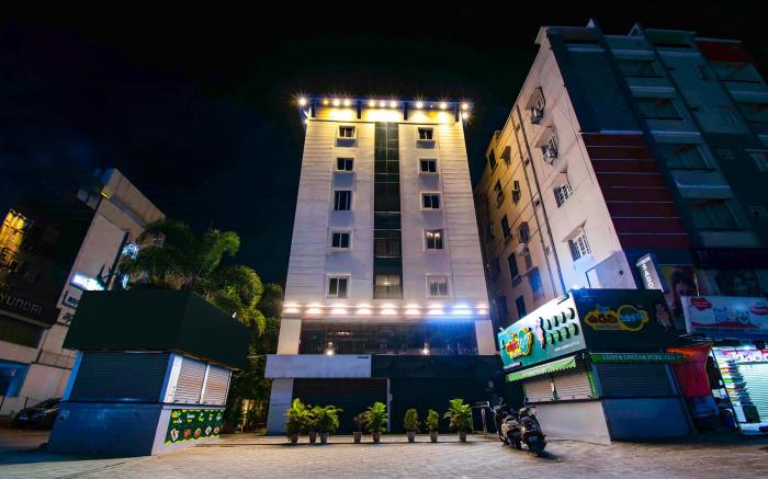 FabHotel Eden Stay- Nr U.S. Consulate General Hyderabad.