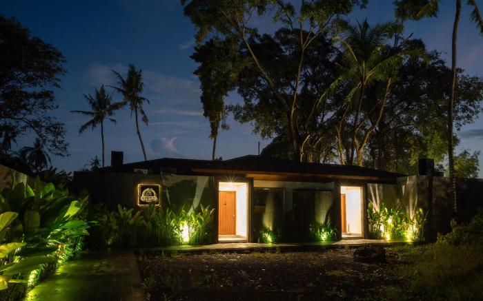 Villa Suarga Des Anicca