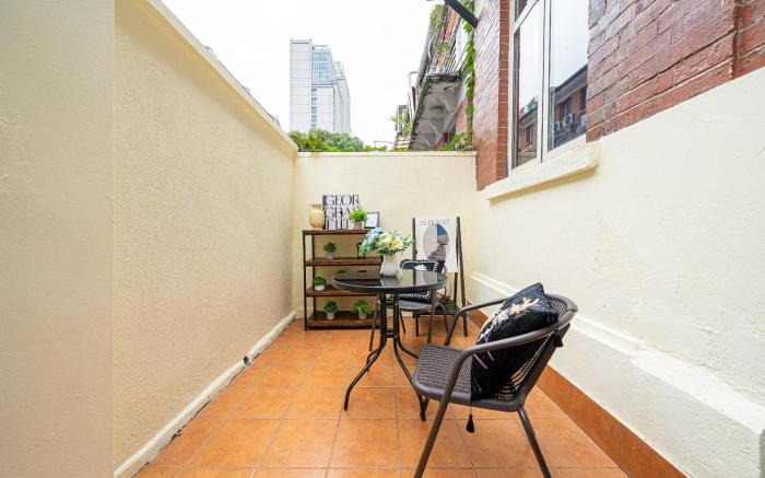 Shanghai Hills & Well-time MCM Family B&B