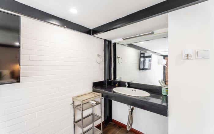 Shanghai Hills & XING 1729 Family Homestay