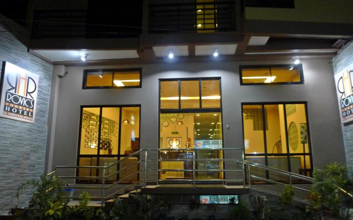 Rovic's Tourist Hotel