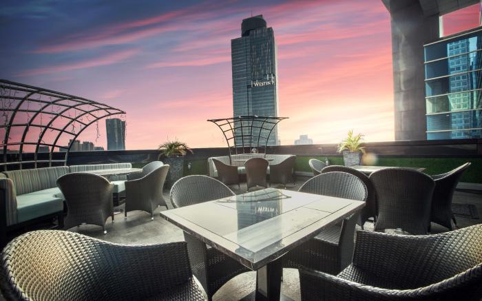 Manhattan Hotel Jakarta.