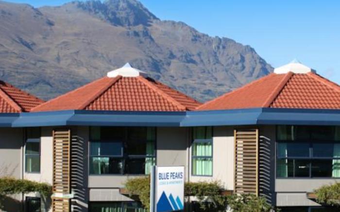 Blue Peaks Lodge