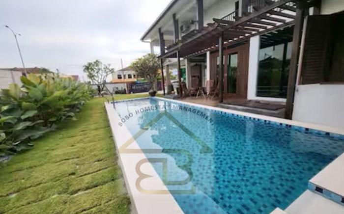 188 Private Pool Mansion Ipoh • 7BR • Party • KTV