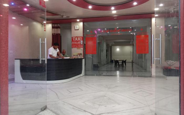 vinayak palace by CRV hotels