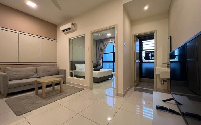 Spacious One Bedroom @Artemontkiara W/Jacuzzi