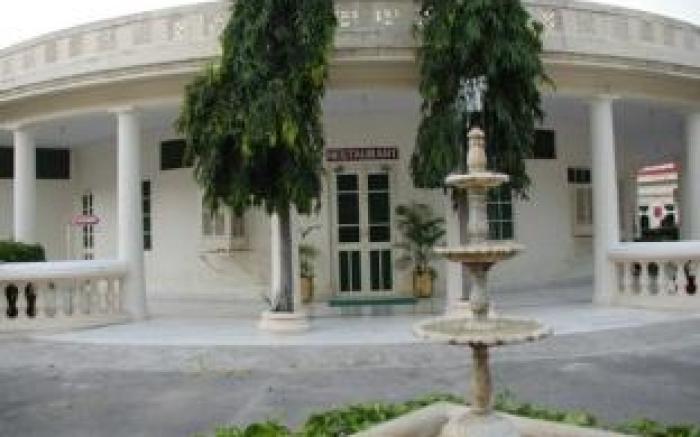 Garden Hotel