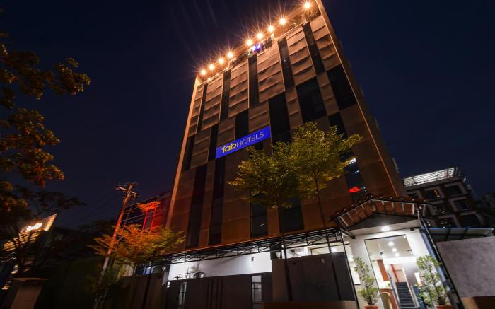 Fabhotel Unnam- Nr. Amazon Hyderabad Campus, Financial District, Gachibowli