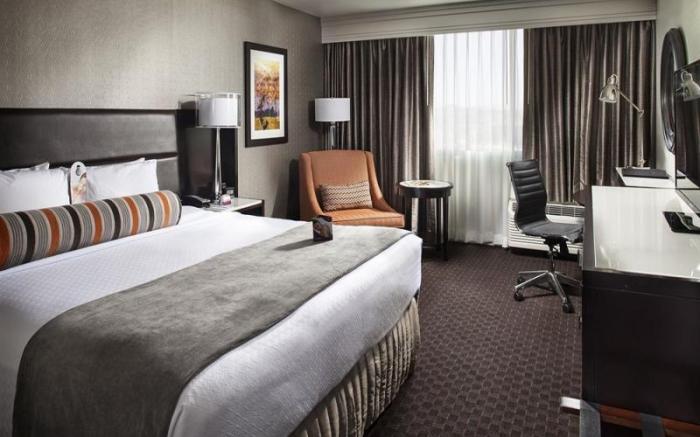 Crowne Plaza Phoenix Airport - PHX By IHG