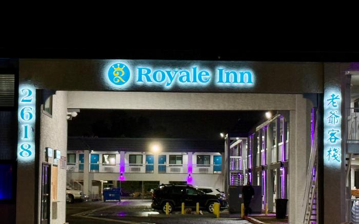 Royale Inn