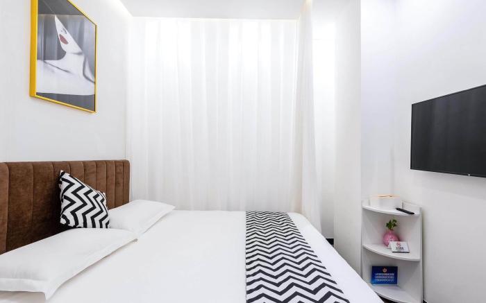 Cangzhou Baichuan Road Qiantong Park Xana Deluxe Hotel